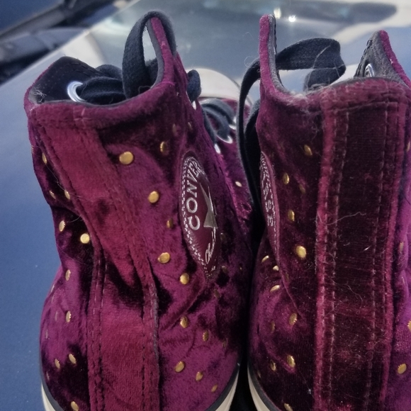 Converse - Picture 3 of 4